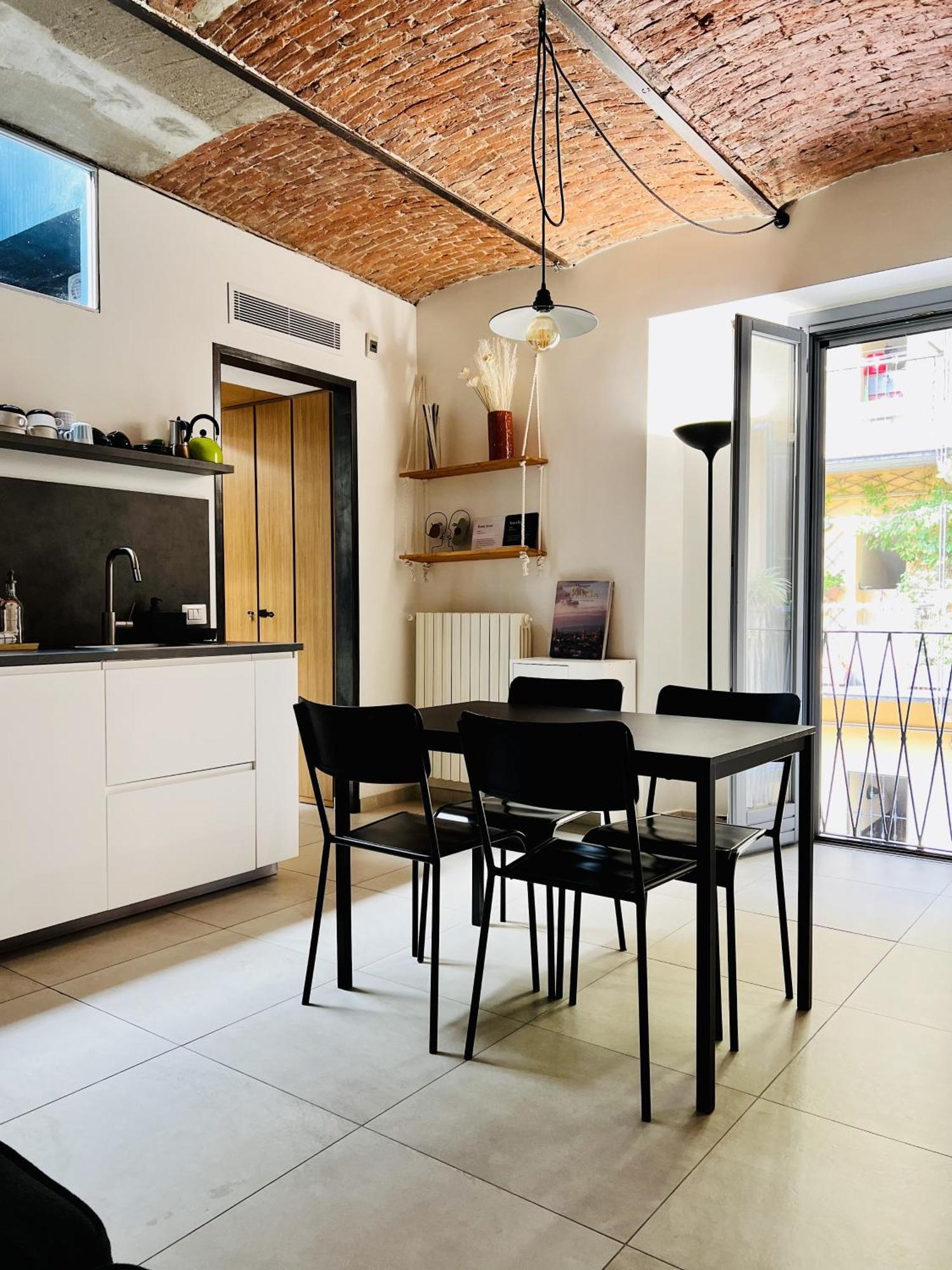Bilocale Su Corte Milanese Buitenkant foto