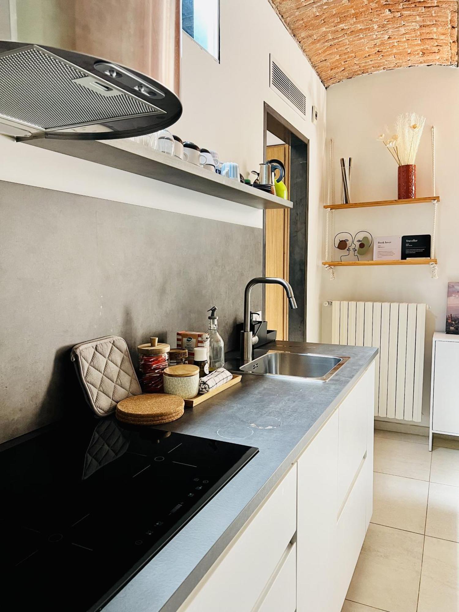 Bilocale Su Corte Milanese Buitenkant foto